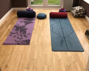private yoga and pilates swindon and online